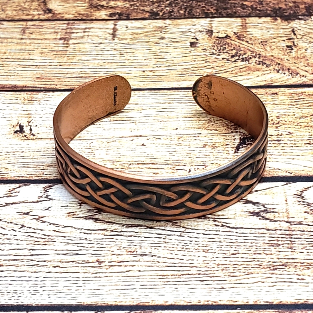 CELTIC KNOT Copper Cuff Bracelet